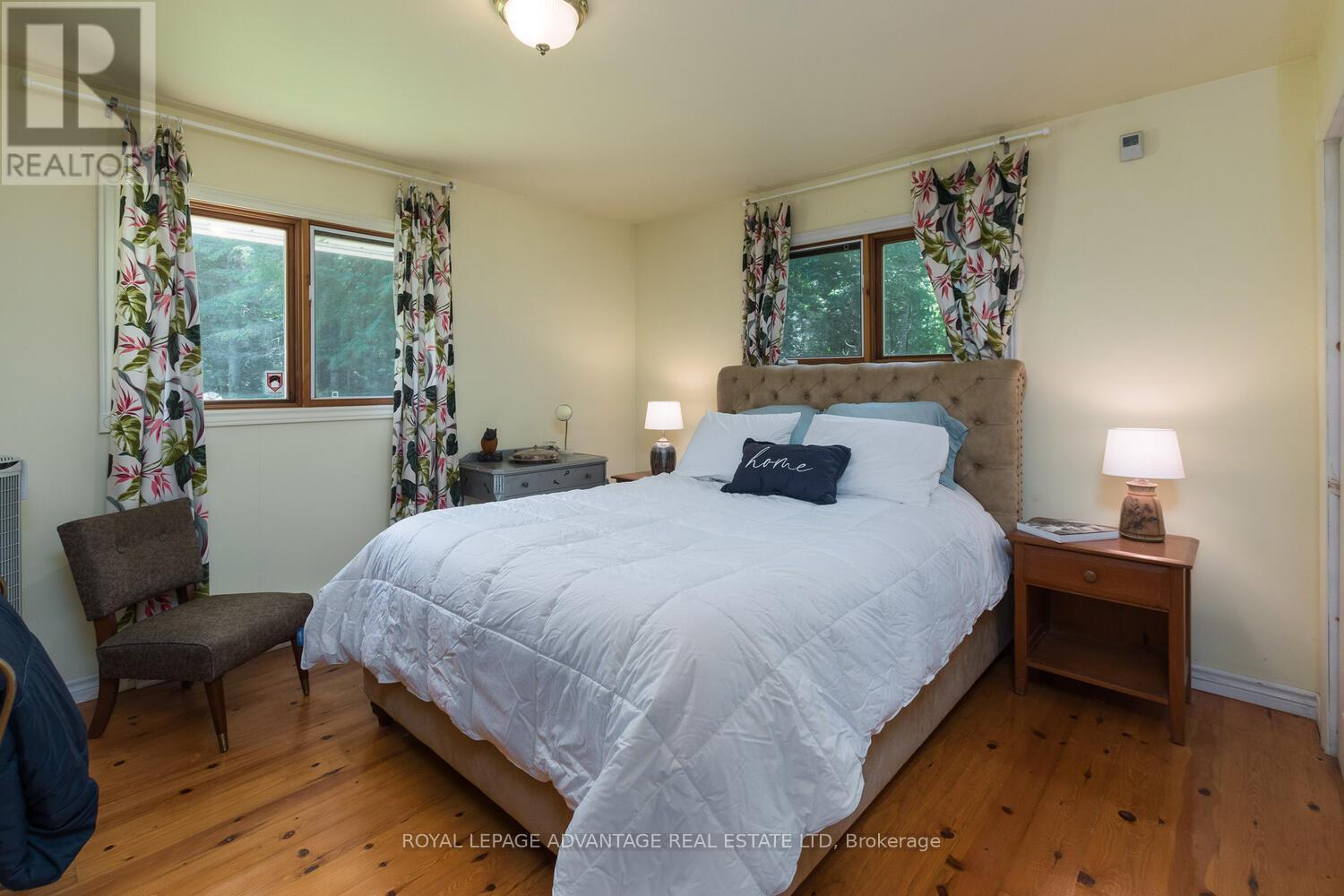 












4418 OLD KINGSTON ROAD

,
Rideau Lakes,




Ontario
K0G1V0

