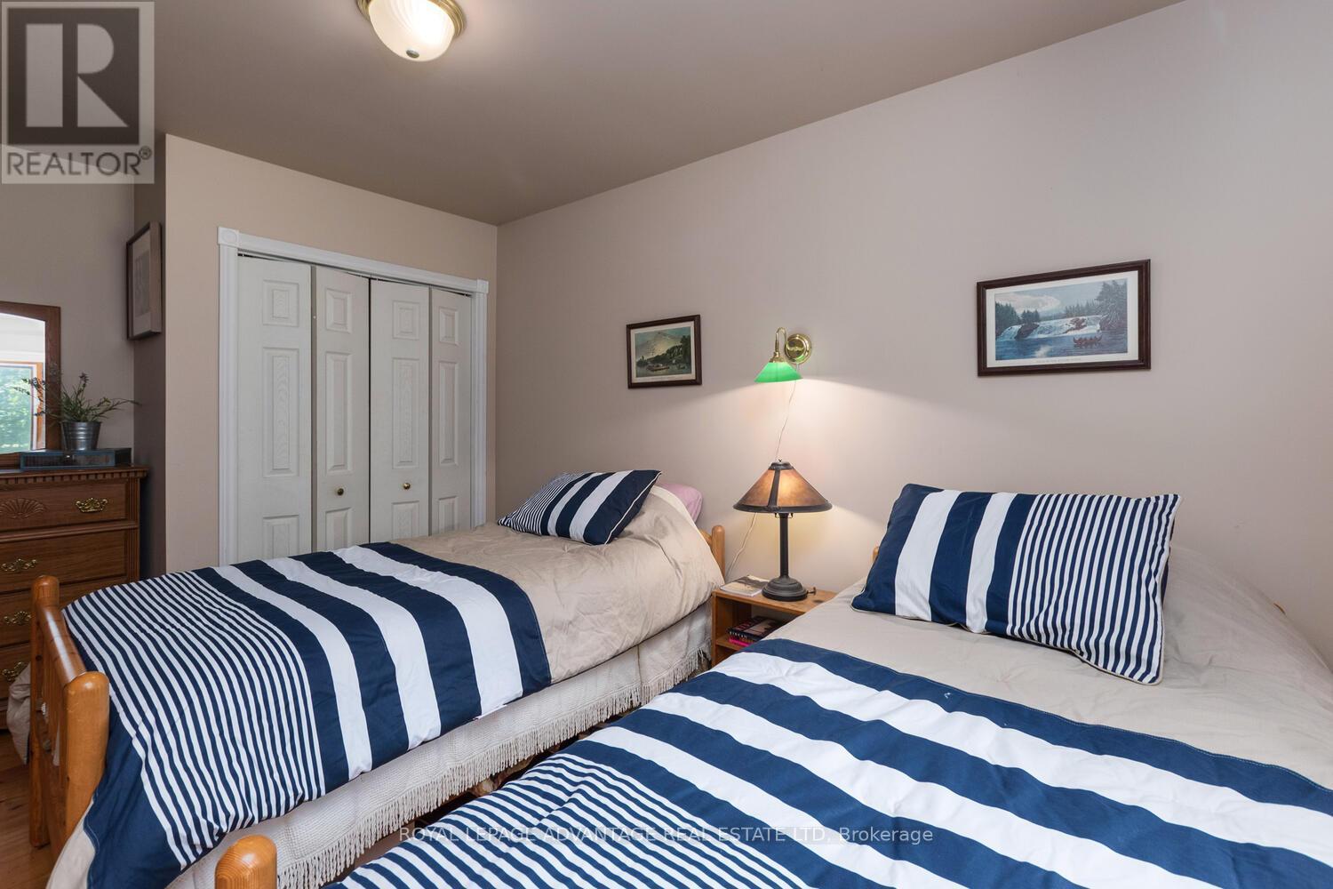 












4418 OLD KINGSTON ROAD

,
Rideau Lakes,




Ontario
K0G1V0

