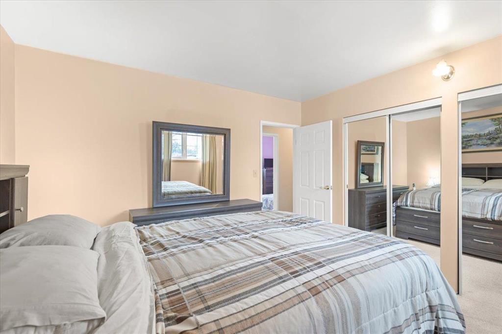 












37 Heritage Boulevard

,
Winnipeg,




Manitoba
R2Y0L9

