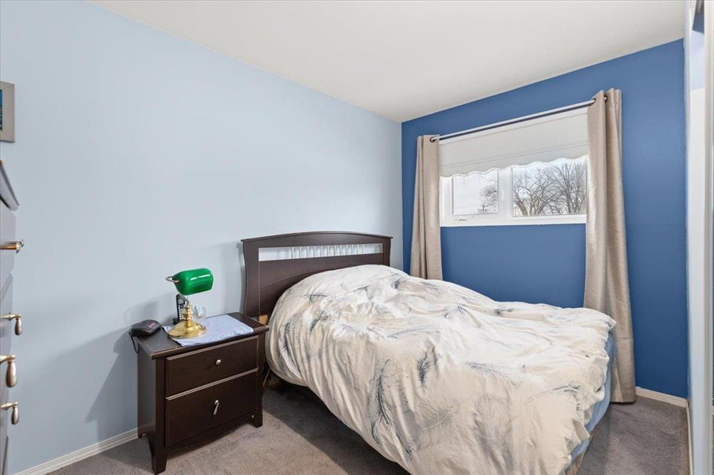 












37 Heritage Boulevard

,
Winnipeg,




Manitoba
R2Y0L9

