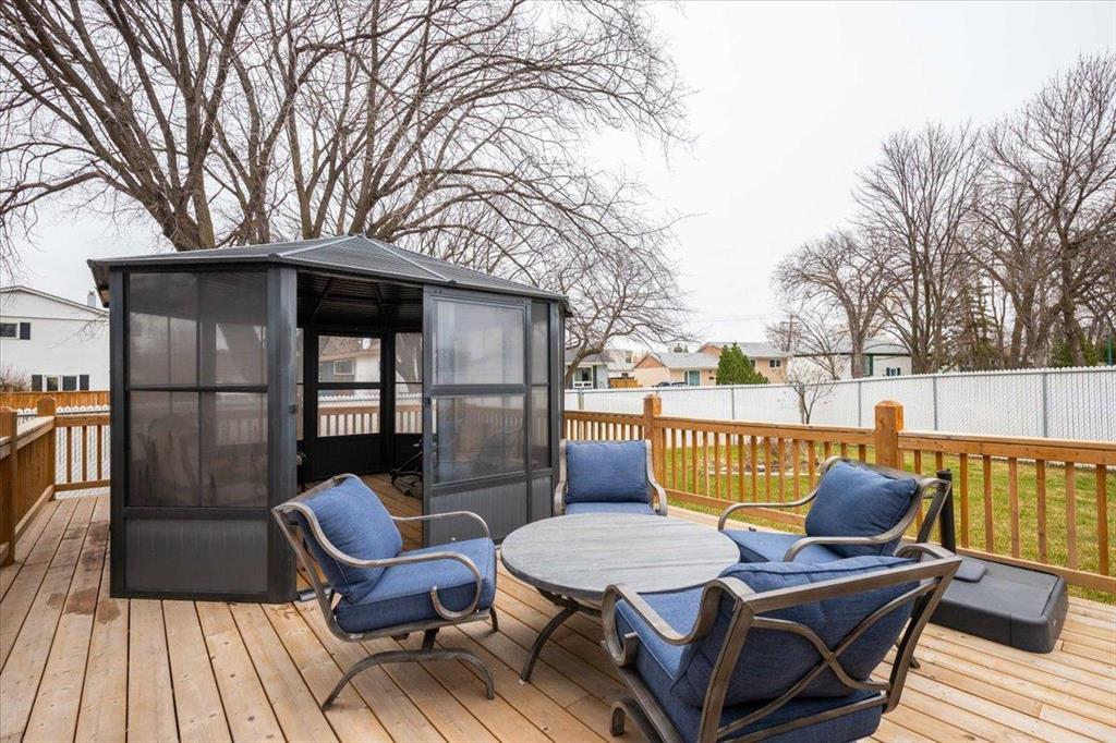 












37 Heritage Boulevard

,
Winnipeg,




Manitoba
R2Y0L9

