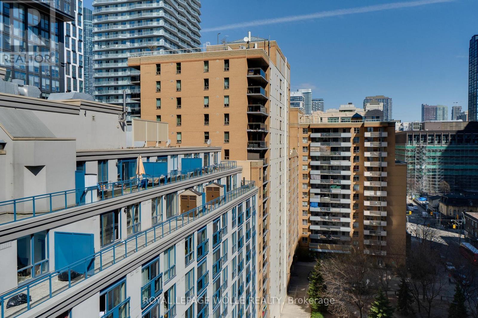 












1301 - 76 SHUTER STREET

,
Toronto,




Ontario
M5B1B4

