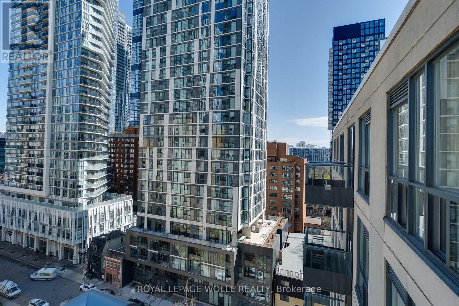 












1301 - 76 SHUTER STREET

,
Toronto,




Ontario
M5B1B4

