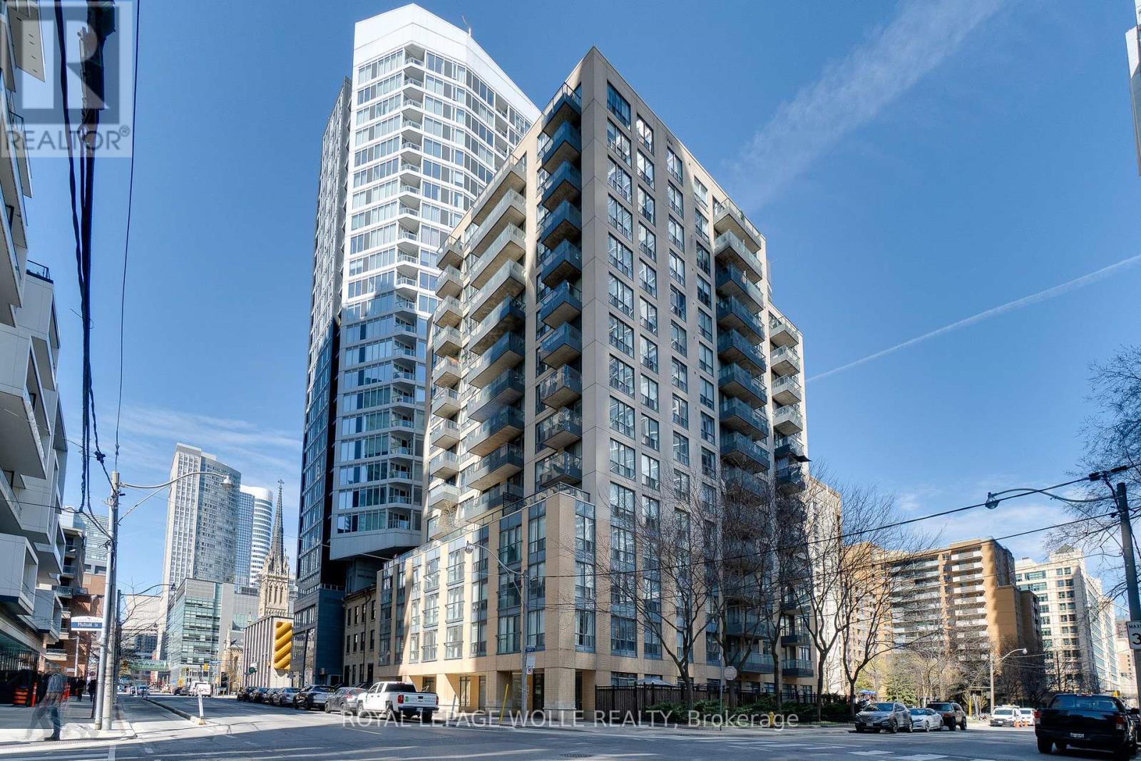 












1301 - 76 SHUTER STREET

,
Toronto,




Ontario
M5B1B4


