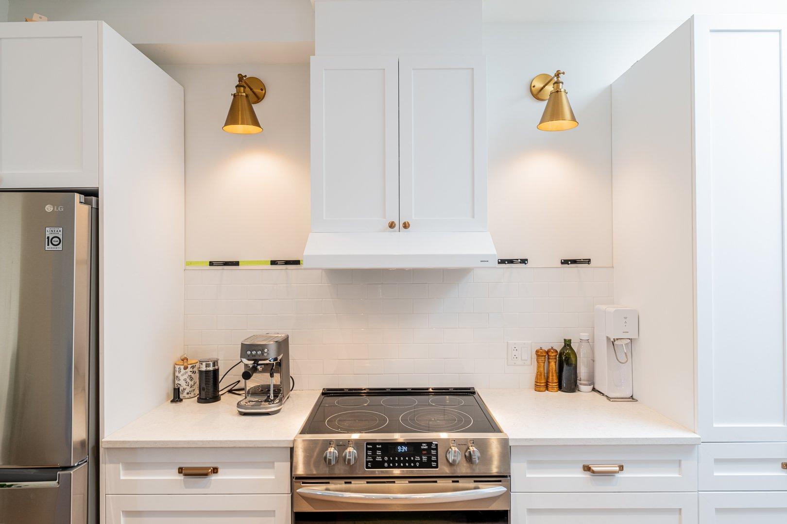 









2142


Av. De Lorimier

,
Montréal (Ville-Marie),




QC
H2K3X1

