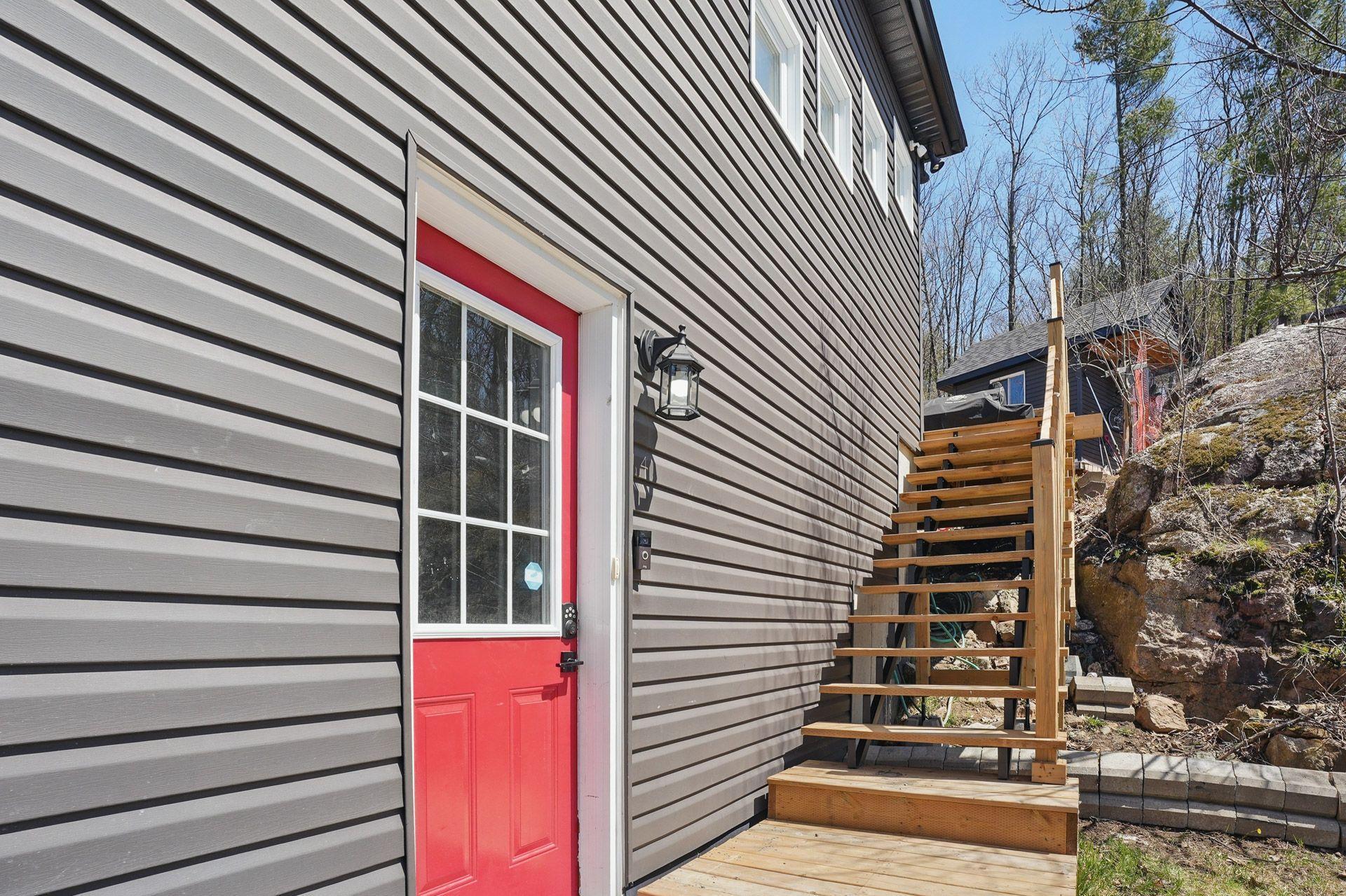 









140


Ch. Lamoureux

,
Cantley,




QC
J8V3M6

