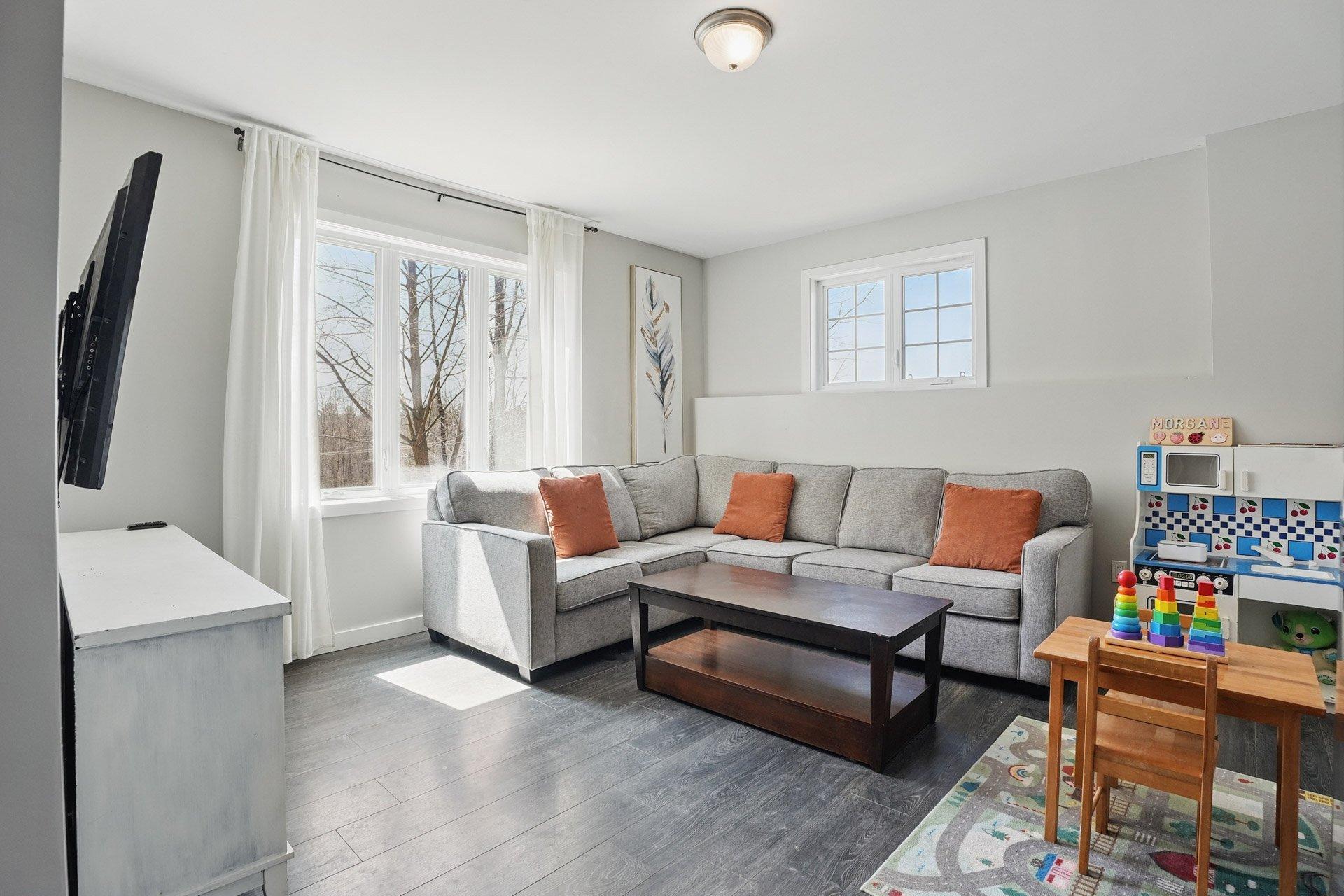 









140


Ch. Lamoureux

,
Cantley,




QC
J8V3M6

