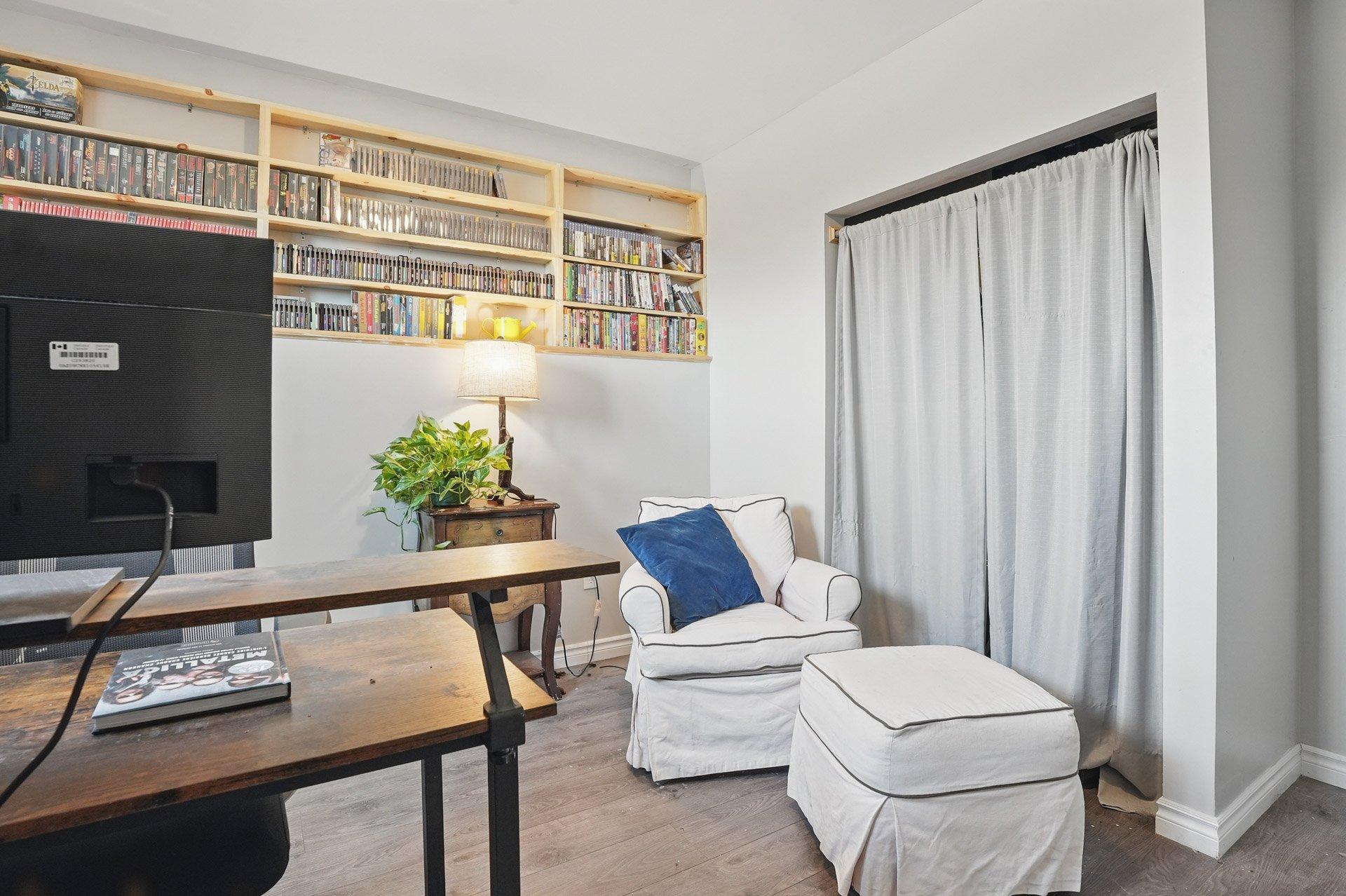 









140


Ch. Lamoureux

,
Cantley,




QC
J8V3M6

