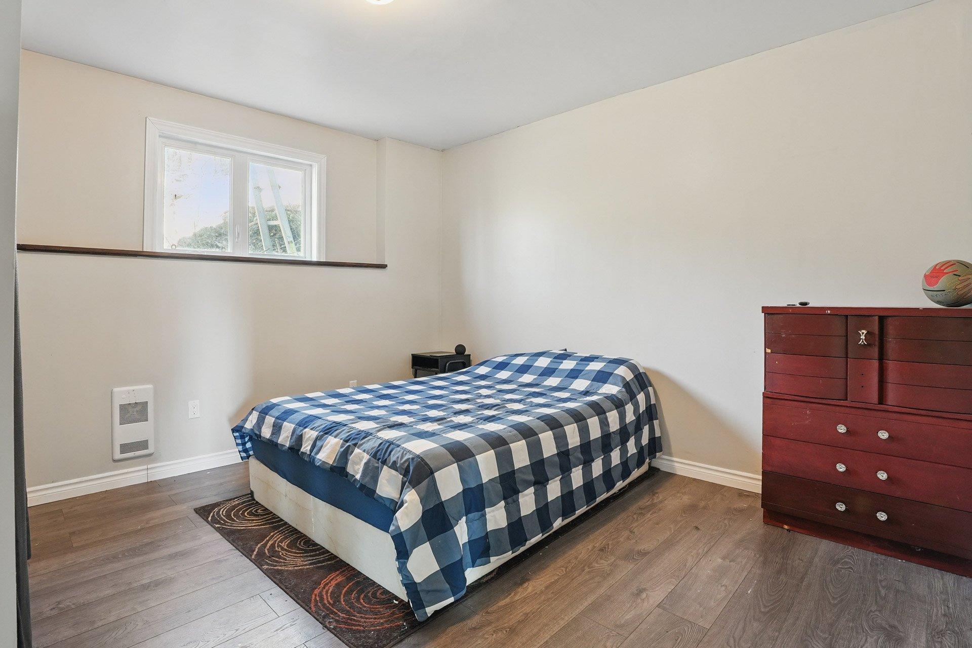 









140


Ch. Lamoureux

,
Cantley,




QC
J8V3M6

