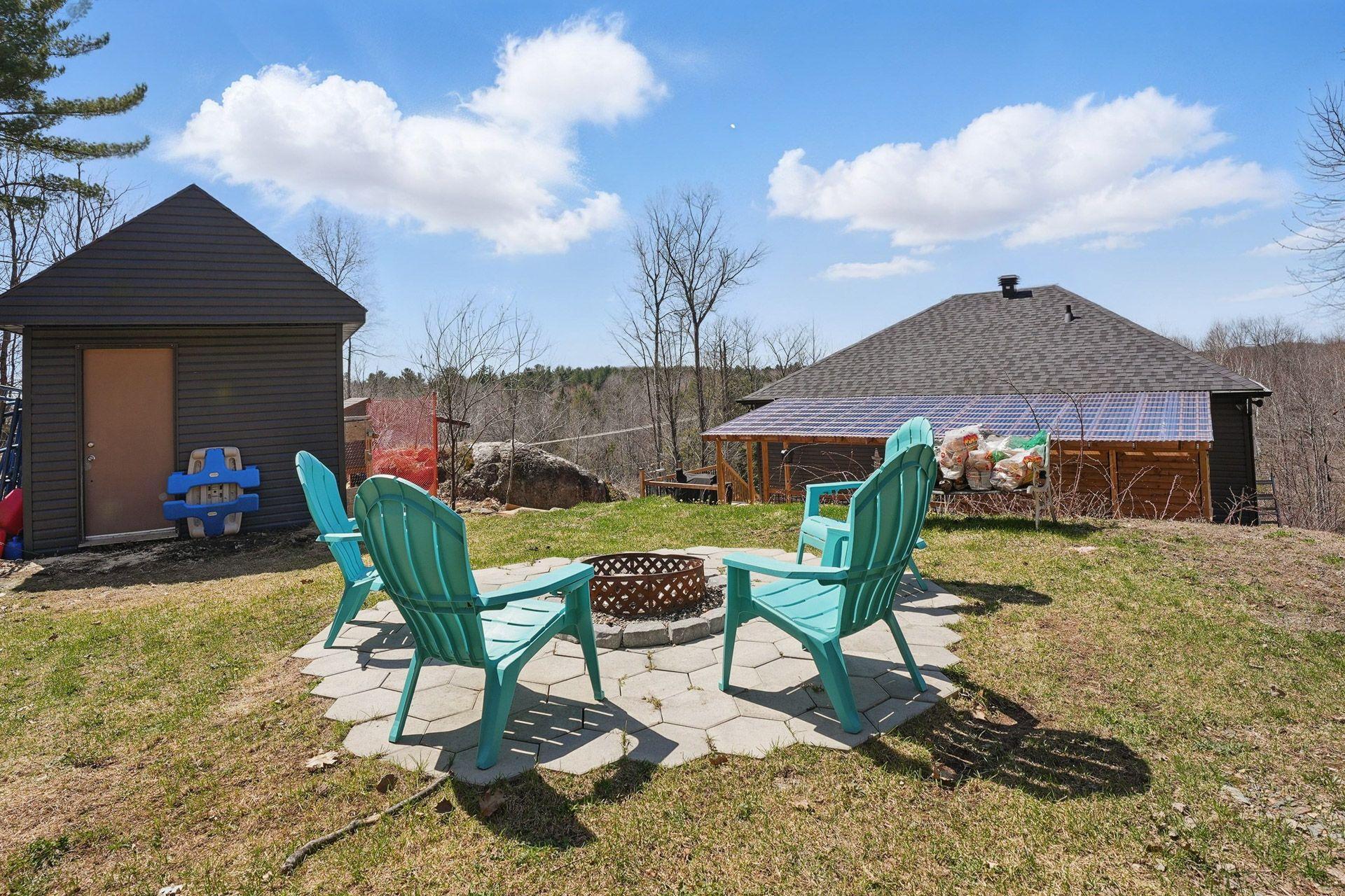 









140


Ch. Lamoureux

,
Cantley,




QC
J8V3M6

