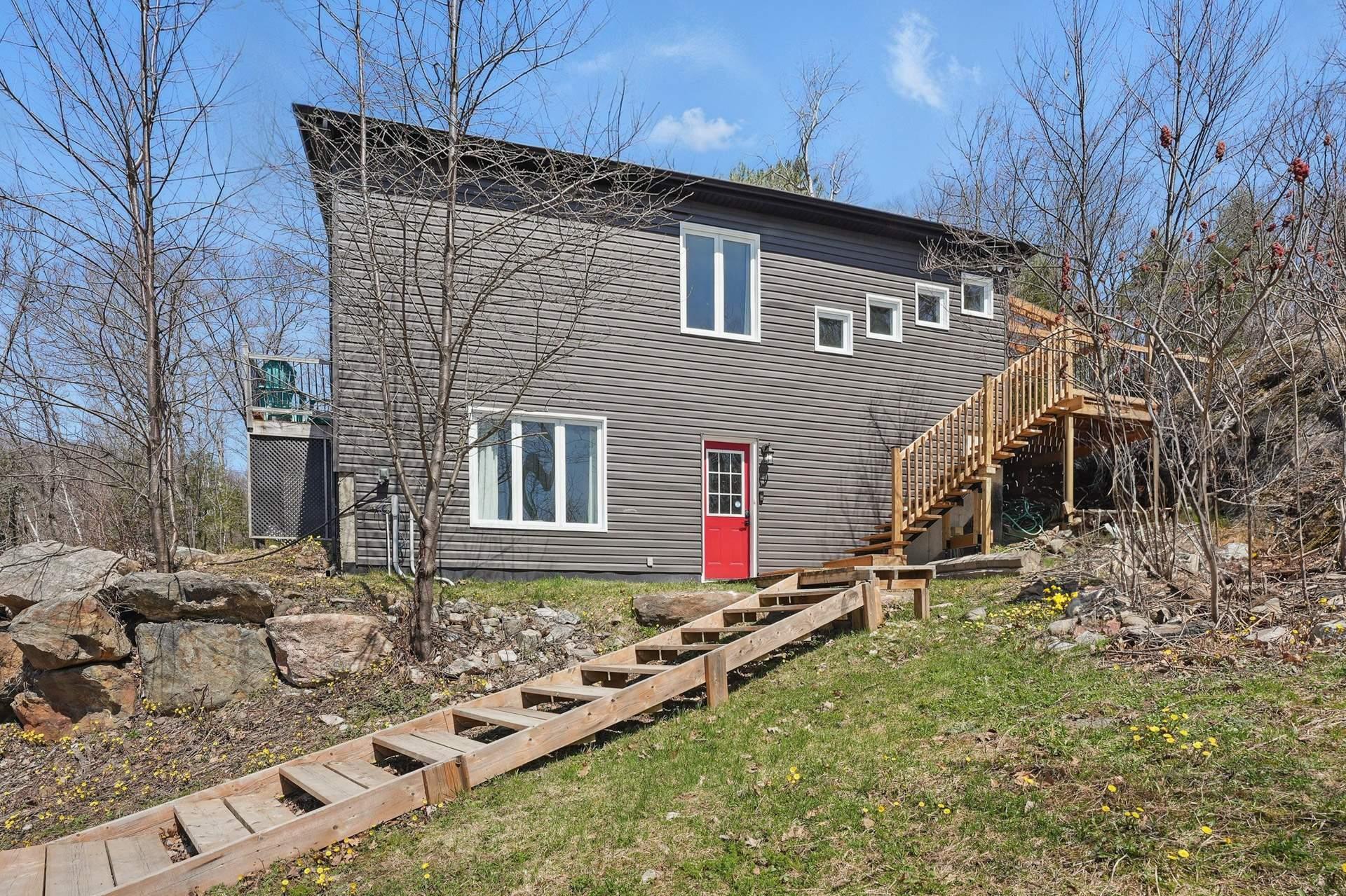 









140


Ch. Lamoureux

,
Cantley,




QC
J8V3M6

