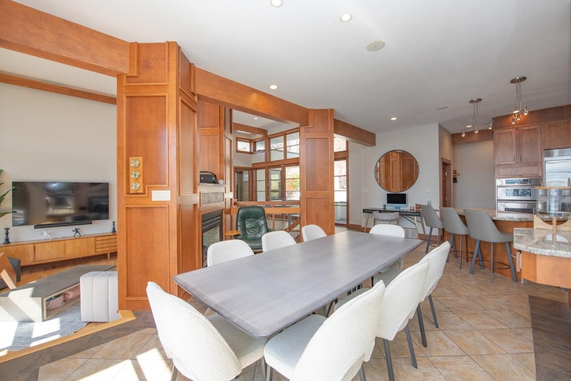 









100


Kestrel

Place, 12,
Vernon,




BC
V1H 1T6

