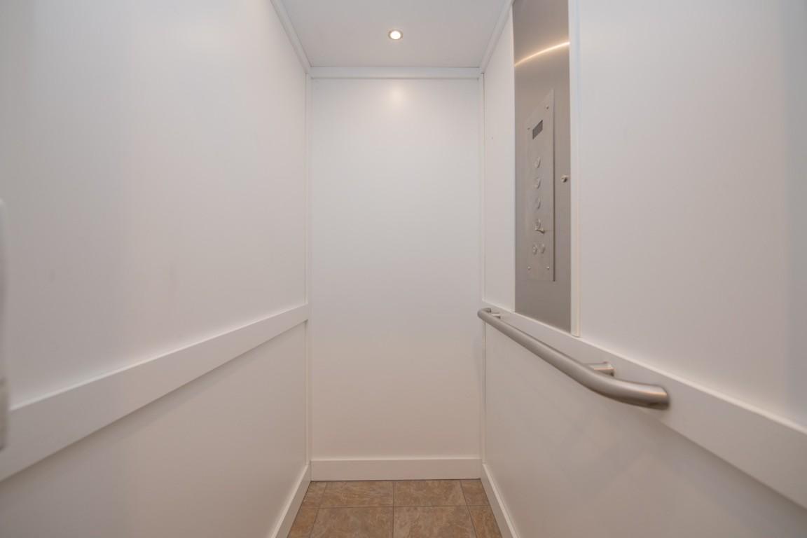 









100


Kestrel

Place, 12,
Vernon,




BC
V1H 1T6

