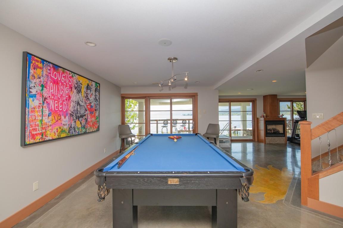 









100


Kestrel

Place, 12,
Vernon,




BC
V1H 1T6

