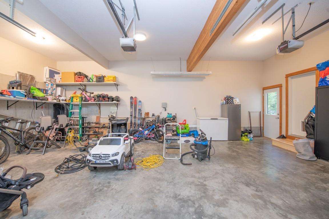 









100


Kestrel

Place, 12,
Vernon,




BC
V1H 1T6

