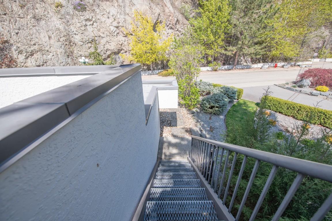 









100


Kestrel

Place, 12,
Vernon,




BC
V1H 1T6

