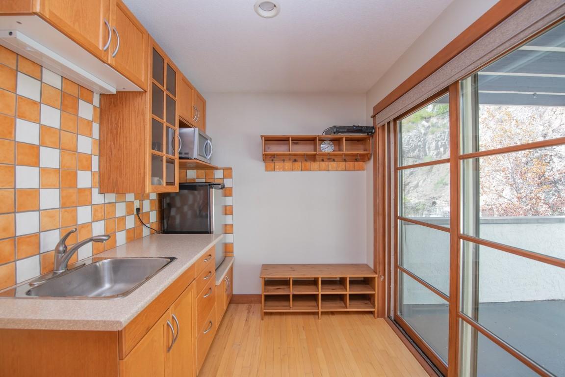









100


Kestrel

Place, 12,
Vernon,




BC
V1H 1T6

