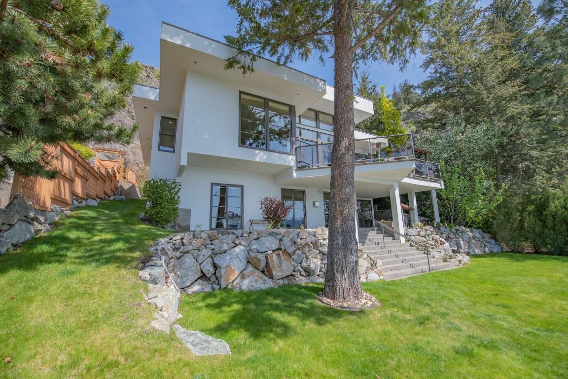 









100


Kestrel

Place, 12,
Vernon,




BC
V1H 1T6

