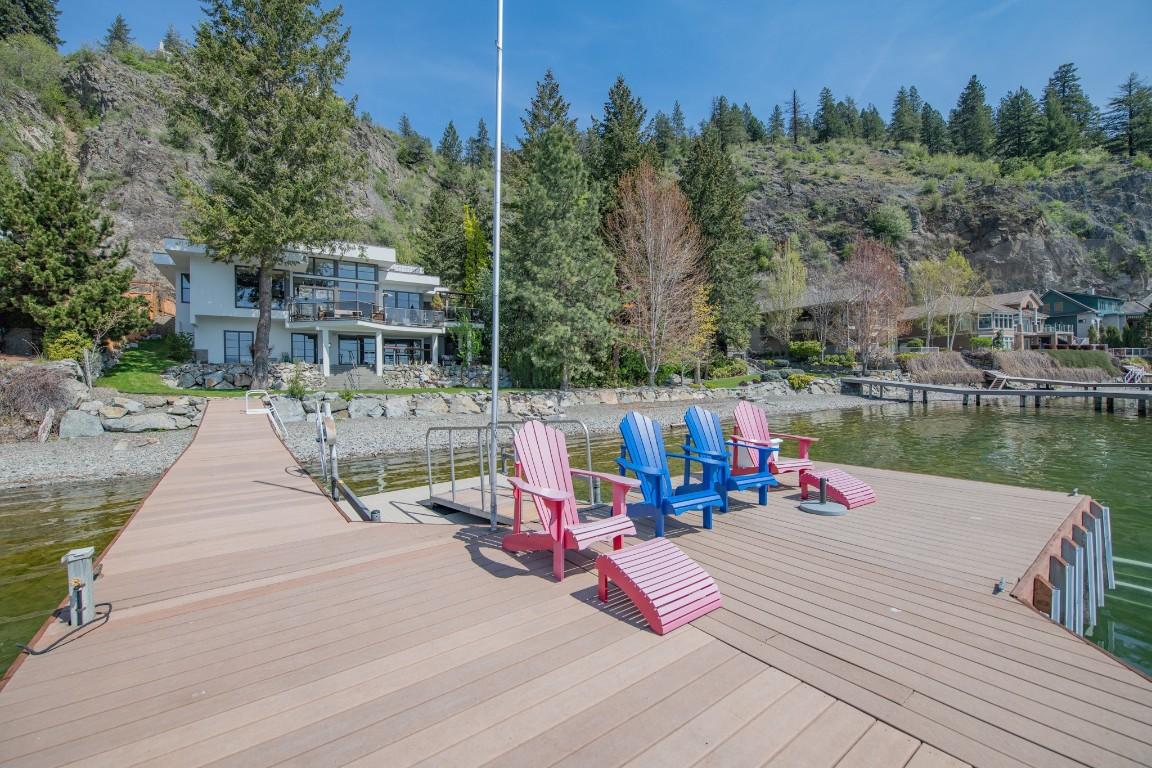 









100


Kestrel

Place, 12,
Vernon,




BC
V1H 1T6

