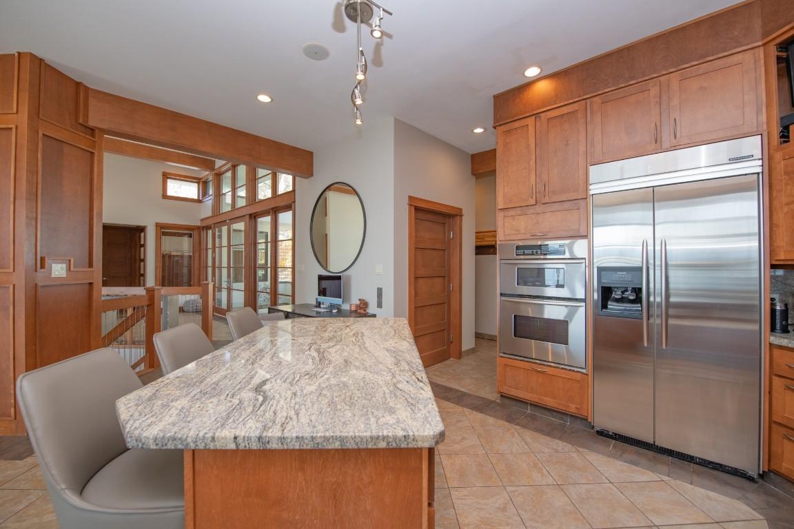 









100


Kestrel

Place, 12,
Vernon,




BC
V1H 1T6


