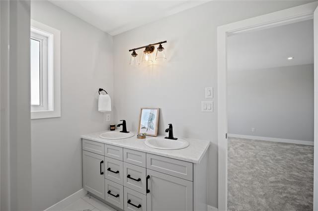 









30


Van Riesen

DR,
Niverville,




MB
R0A 0A1

