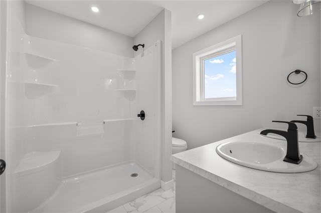 









30


Van Riesen

DR,
Niverville,




MB
R0A 0A1

