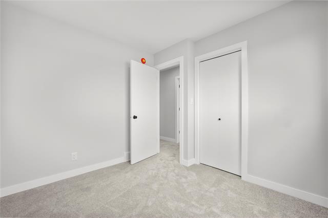 









30


Van Riesen

DR,
Niverville,




MB
R0A 0A1

