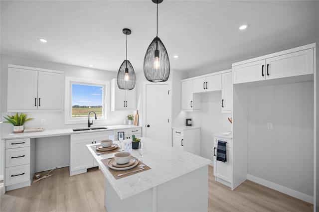 









30


Van Riesen

DR,
Niverville,




MB
R0A 0A1

