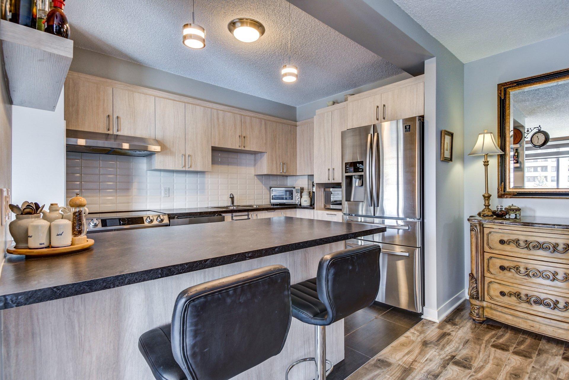 









2505


Av. du Havre-des-Îles

, 404,
Laval (Chomedey),




QC
H7W4X9

