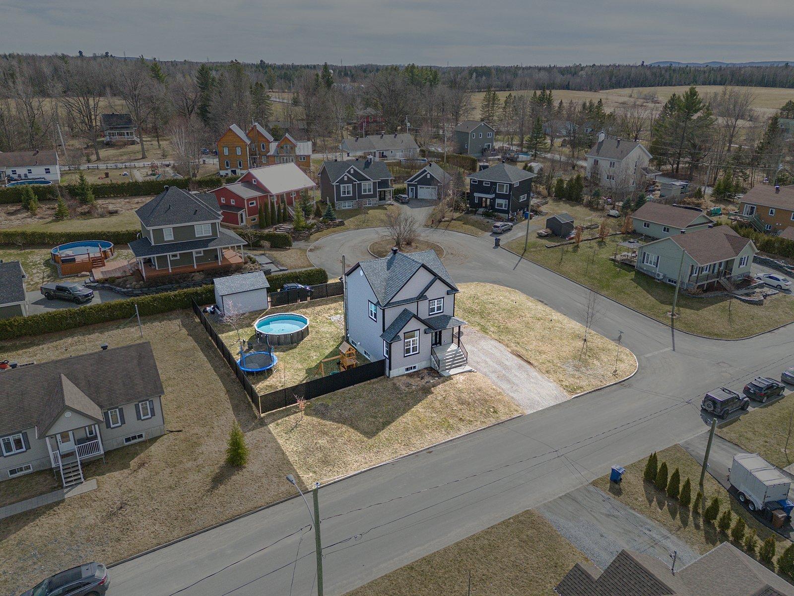 









370


Rue Céline

,
Waterville,




QC
J0B3H0

