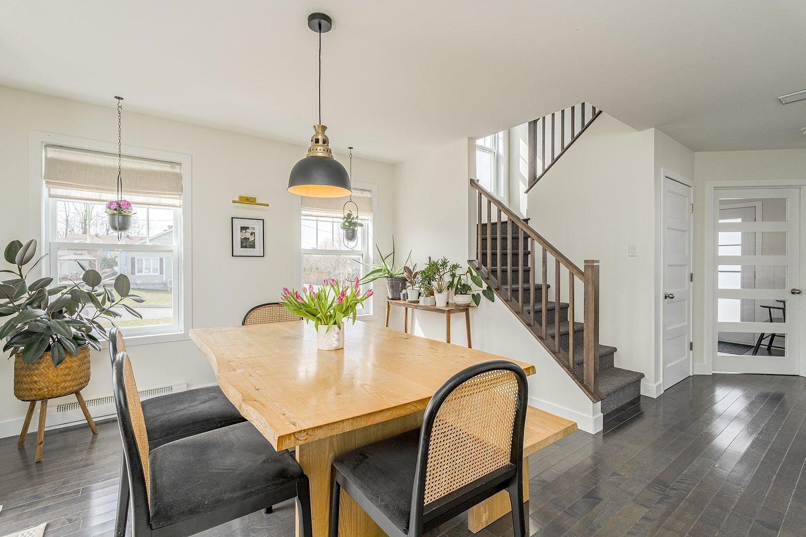 









370


Rue Céline

,
Waterville,




QC
J0B3H0

