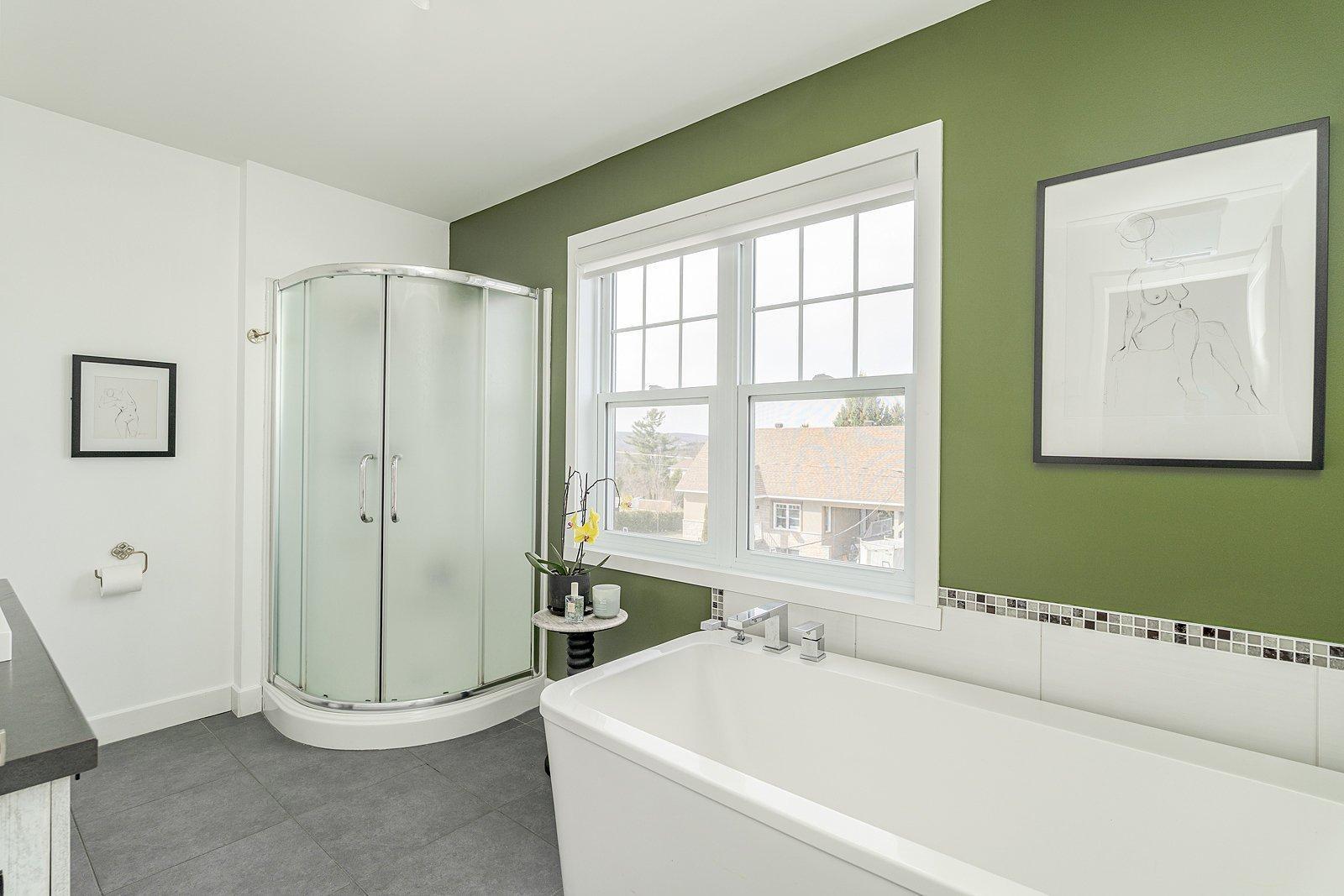 









370


Rue Céline

,
Waterville,




QC
J0B3H0

