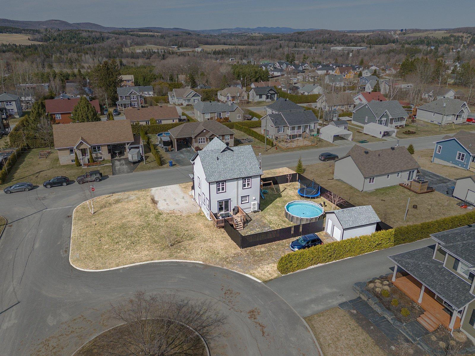 









370


Rue Céline

,
Waterville,




QC
J0B3H0

