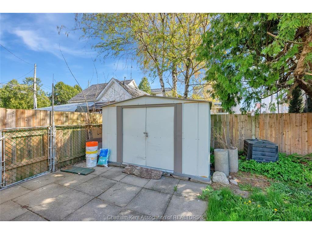 









12


Gray

Street,
Chatham,




ON
N7M 1S6

