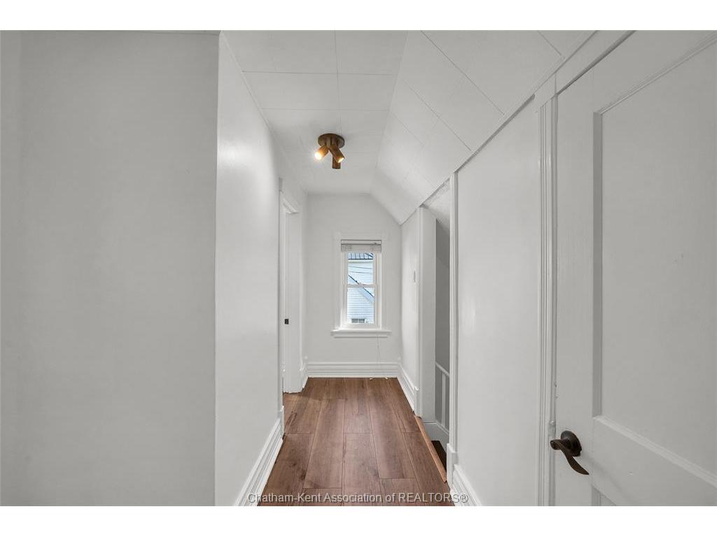 









12


Gray

Street,
Chatham,




ON
N7M 1S6

