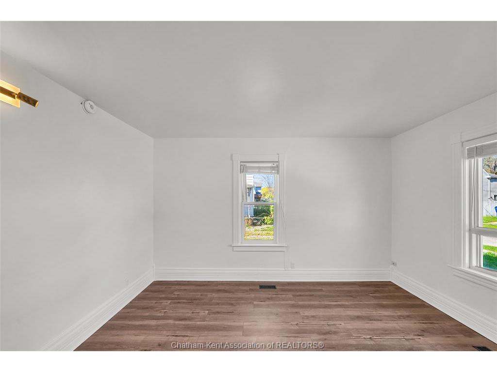









12


Gray

Street,
Chatham,




ON
N7M 1S6

