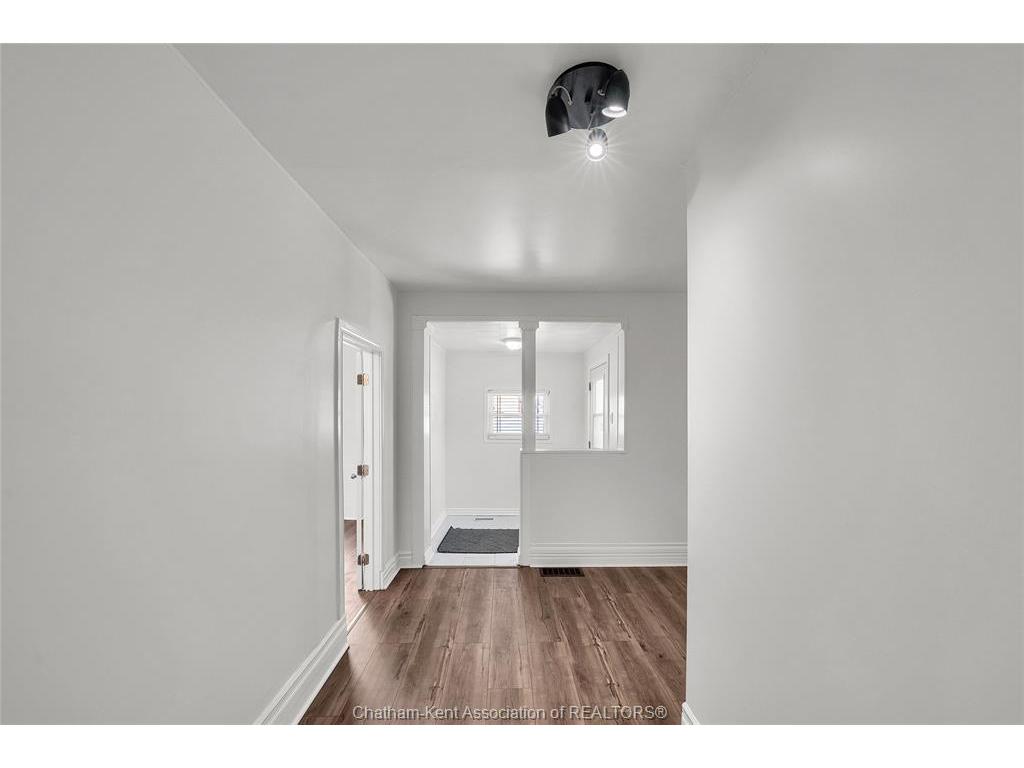 









12


Gray

Street,
Chatham,




ON
N7M 1S6

