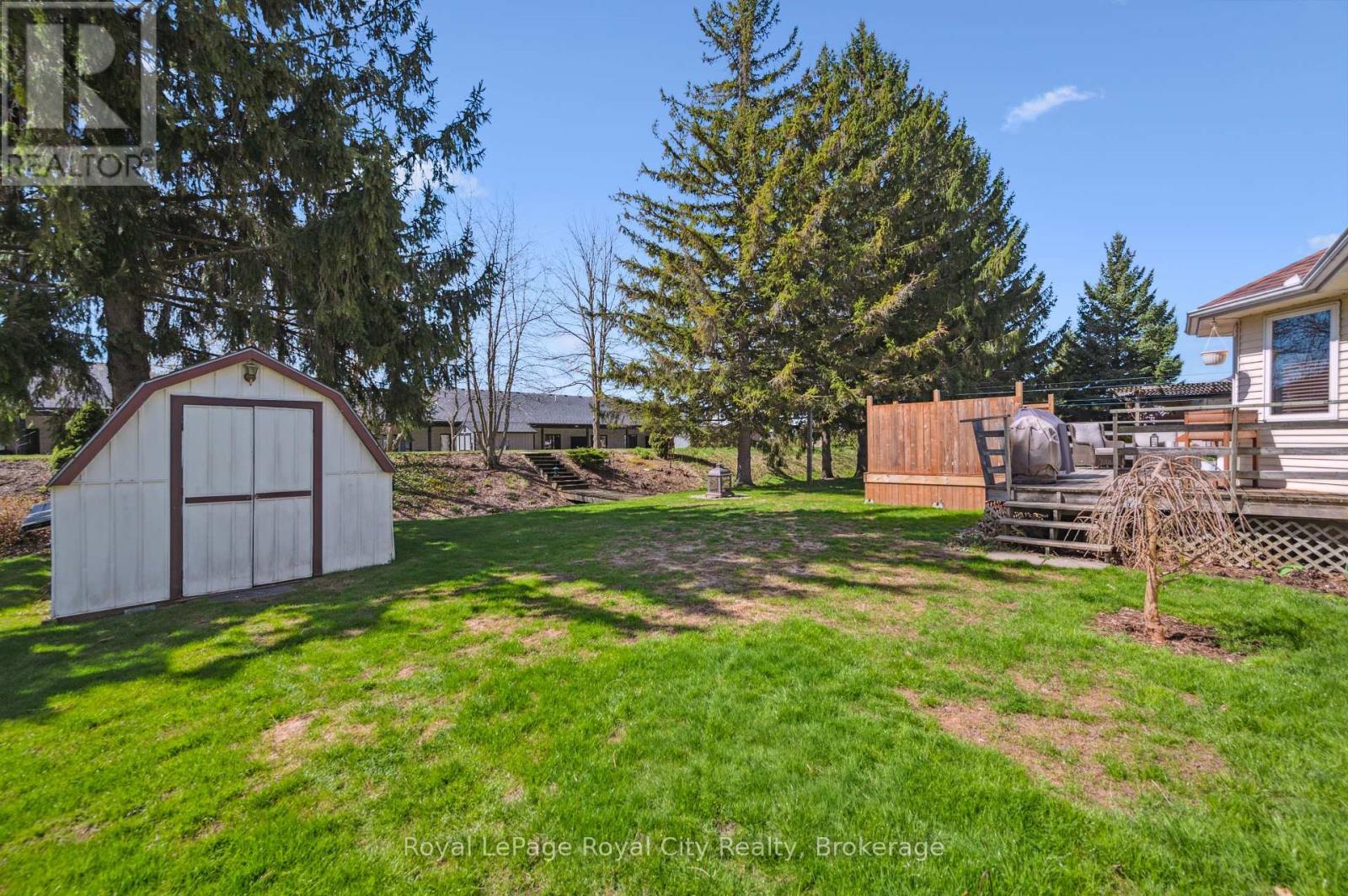 












320 BELL STREET

,
Minto (Palmerston),




Ontario
N0G2P0

