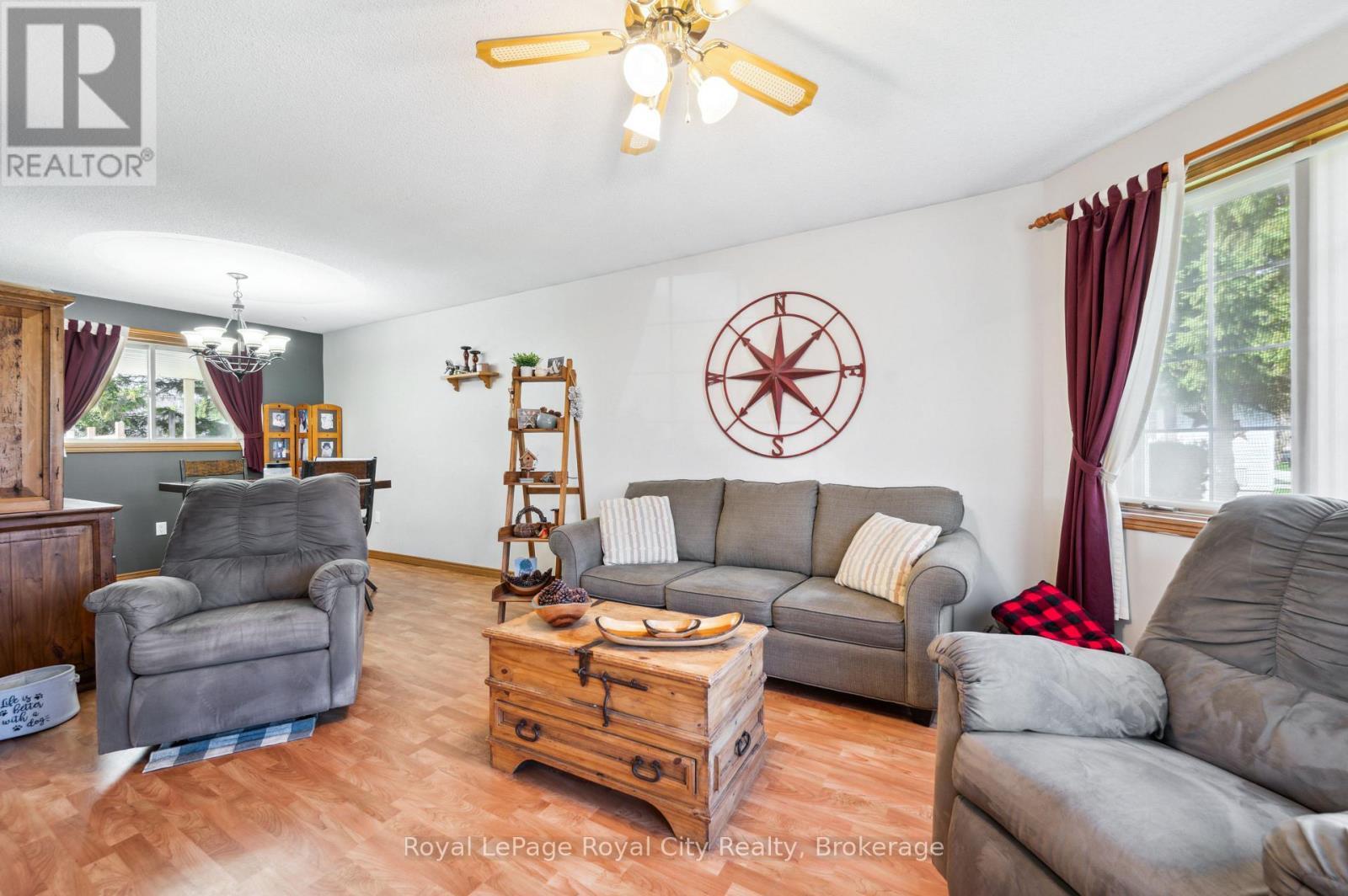 












320 BELL STREET

,
Minto (Palmerston),




Ontario
N0G2P0

