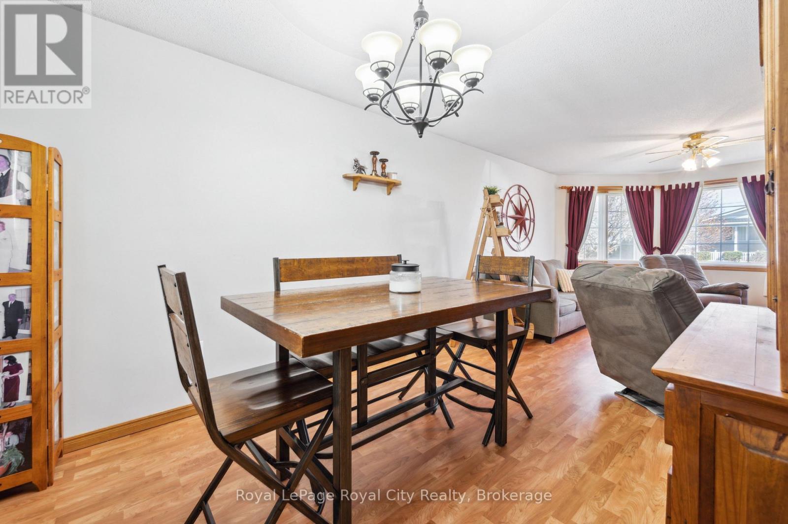 












320 BELL STREET

,
Minto (Palmerston),




Ontario
N0G2P0

