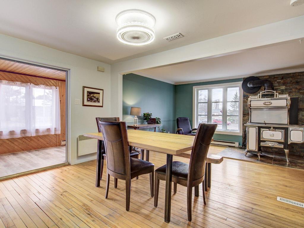 









4342


Rg du Cordon

,
Saint-Jacques,




QC
J0K2R0

