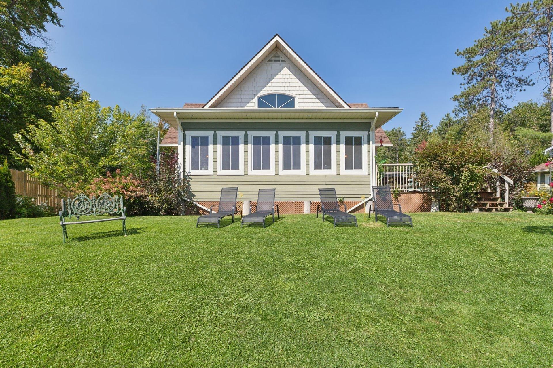 









5


Rue Norvic

,
Clarendon,




QC
J0X2Y0

