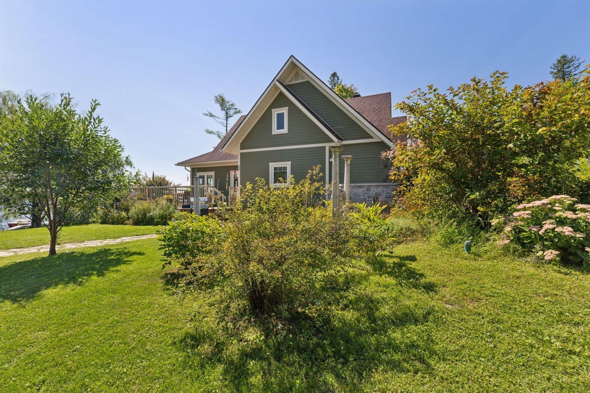 









5


Rue Norvic

,
Clarendon,




QC
J0X2Y0

