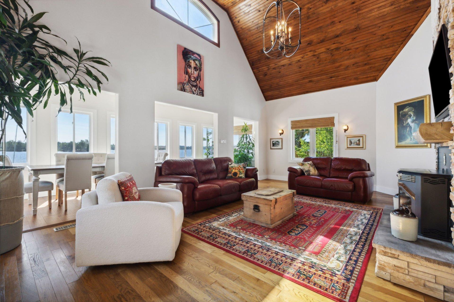 









5


Rue Norvic

,
Clarendon,




QC
J0X2Y0

