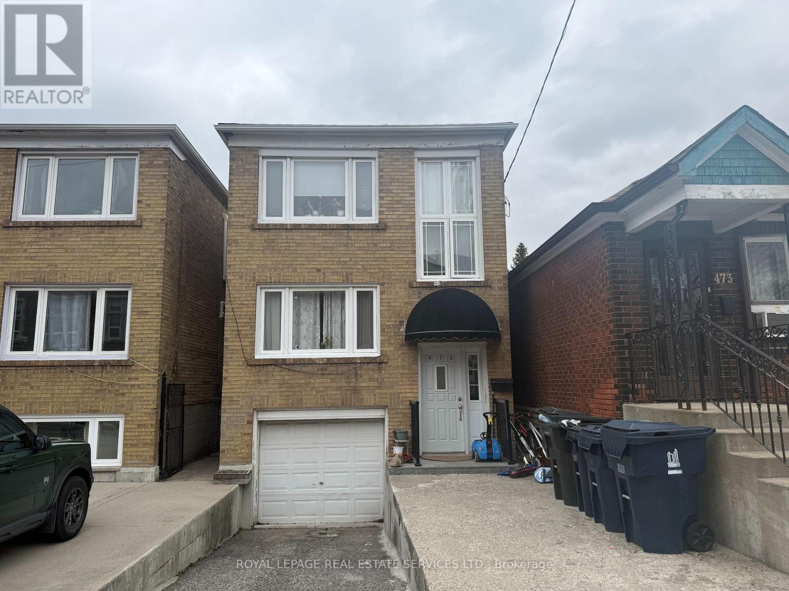 












2 - 475 WINONA DRIVE

,
Toronto,




Ontario
M6C3V2

