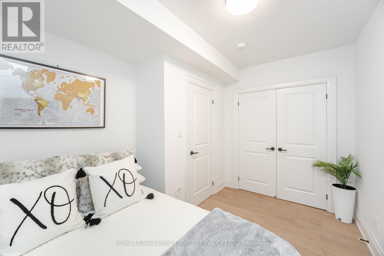 












78 - 15 LUNAR CRESCENT

,
Mississauga,




Ontario
L5M2R6

