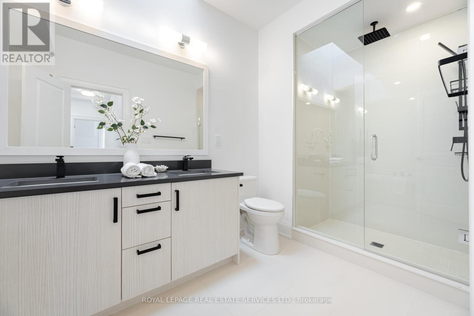 












78 - 15 LUNAR CRESCENT

,
Mississauga,




Ontario
L5M2R6

