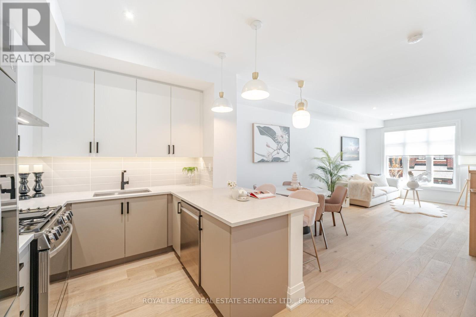 












78 - 15 LUNAR CRESCENT

,
Mississauga,




Ontario
L5M2R6

