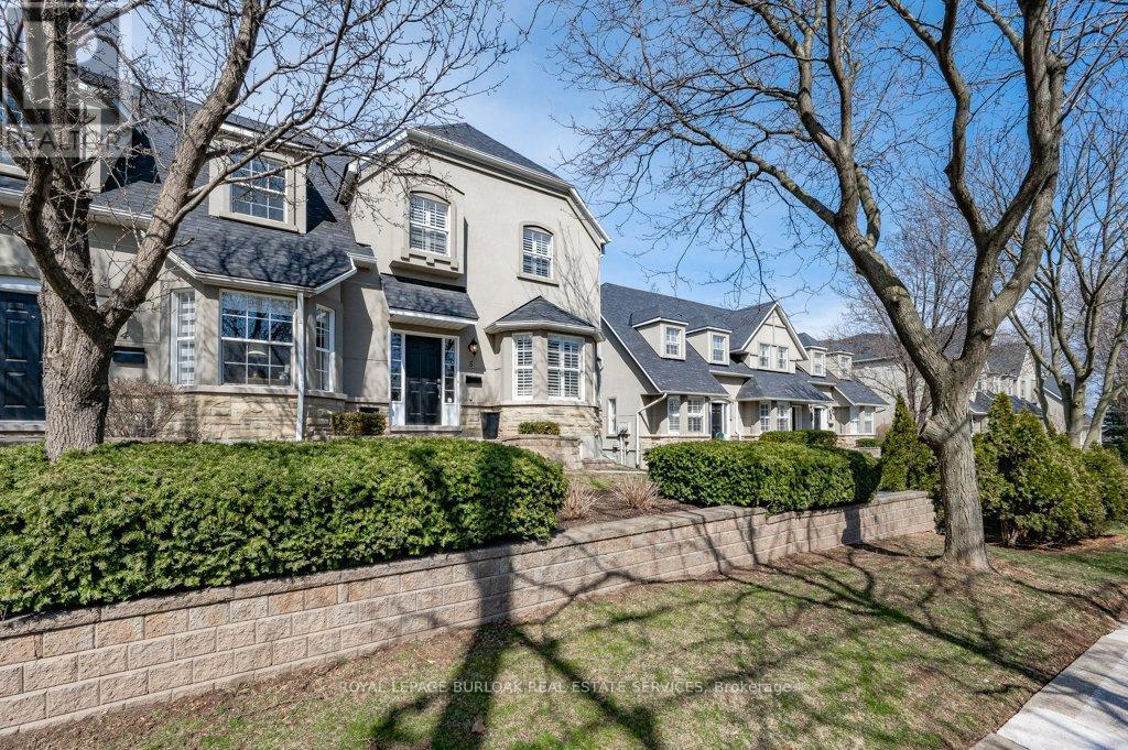 












5 - 1061 NORTH SHORE BOULEVARD E

,
Burlington,




Ontario
L7T1X9

