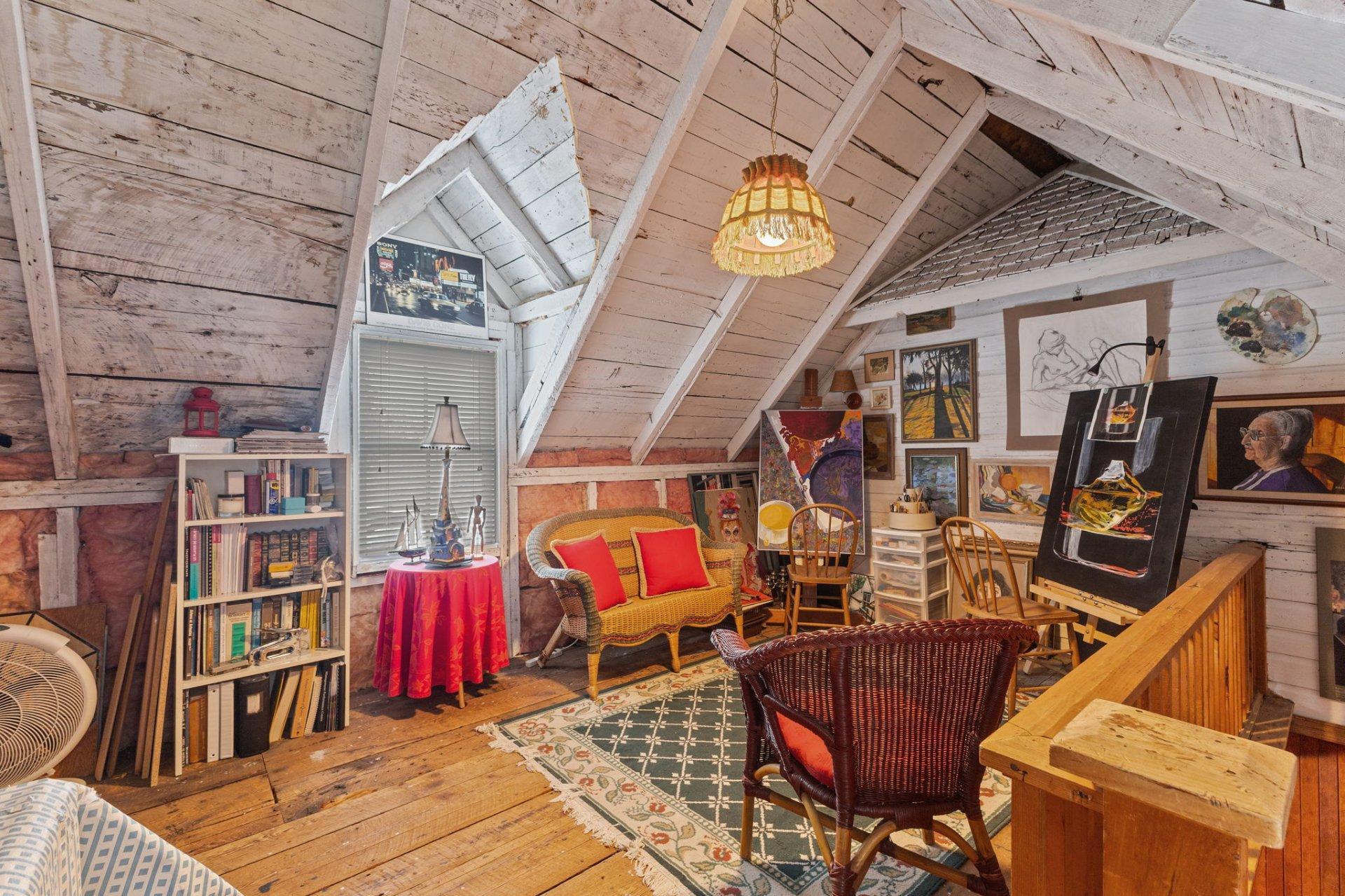 









9


Ch. Donaldson

,
Gatineau (Buckingham),




QC
J8L1Y6

